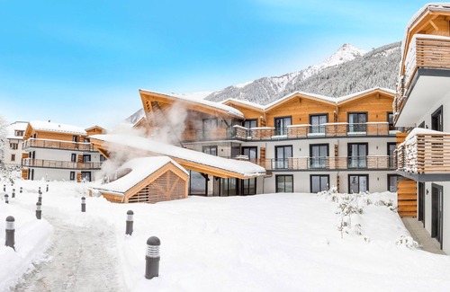 Les Tines Condo | Parfait pour vos prochaines Vacances | 2 Piscines
