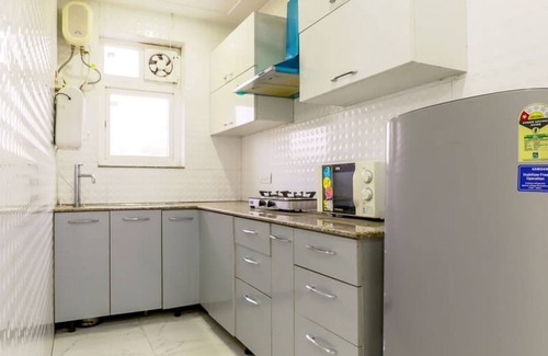 Sushant Lok Apartment | Parfait Street 2Bhk srvc apartment Horizon cnter