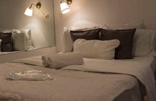 Auteuil Apartment | Paris Lady Mimi