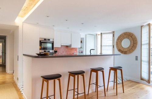 Vivienne Apartment | Paris Louvre & Bourse with View