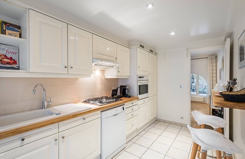 Palais-Royal Apartment | Paris, luxurious apartment for 6 people ideally located in the center of Paris