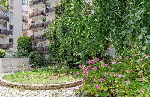 Quartier de l'Ecole-Militaire Apartment | Paris St Germain Vaneau residence