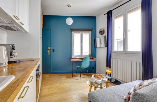 Enfants-Rouges Apartment | Paris Studio Le Marais Charm