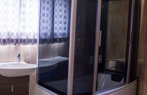 Festac Hotel | Paris Suites