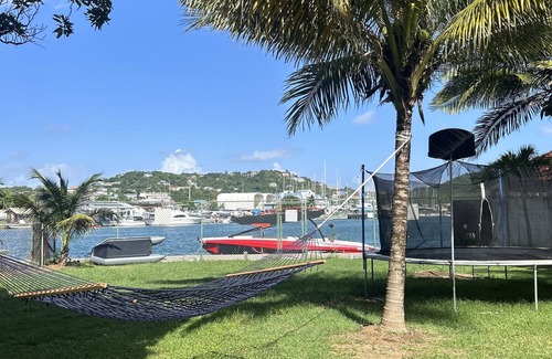 Rodney Bay Cottage | PÀRIS Waterfront Cottage