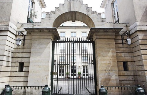 Archives Apartment | Parisian Stylish & Modern - 1BR in Marais, Rooftop Views