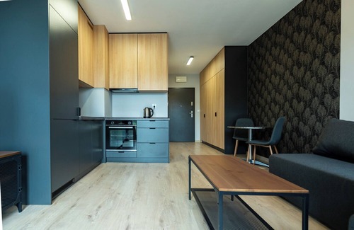 Bytkow Apartment | Park Śląski Chic Studio