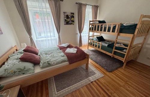 Murau Apartment | Park apartman Kertes ház a park mellett gyönyörű kilátással Dog friendly garden house with a wonderful view next to the park