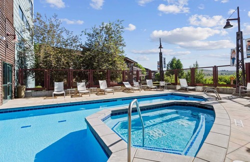 Kimball Junction Condo | Park City 1Bdrm | Hot Tub, Fireplace, Balcony, Washer/Dryer