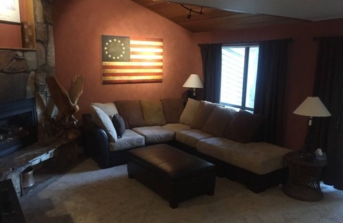 Willow Bend East House | Park City Town Home-Conveniently Located-Quiet Neighborhood