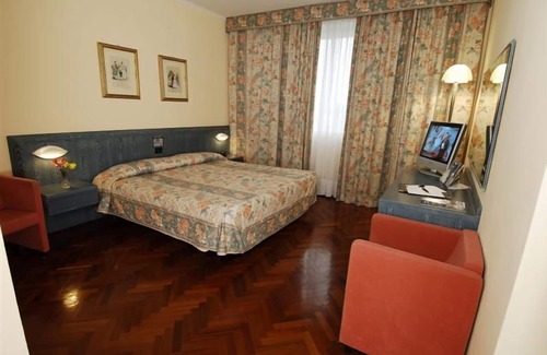 Borgo San Lorenzo Hotel | Park Hotel Ripaverde