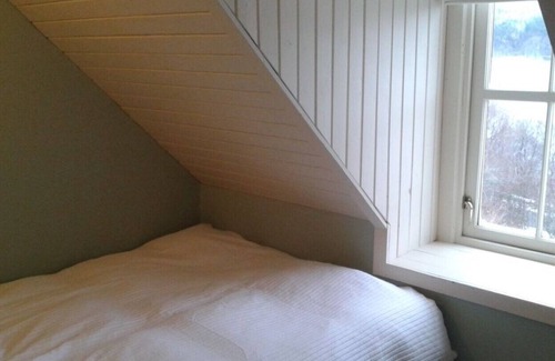Lochcarron House | Park House, Restored Traditional Croft House With Beautiful Views Of The Loch