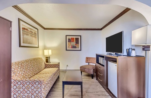Midvale Hotel | Park Inn by Radisson Salt Lake City Midvale