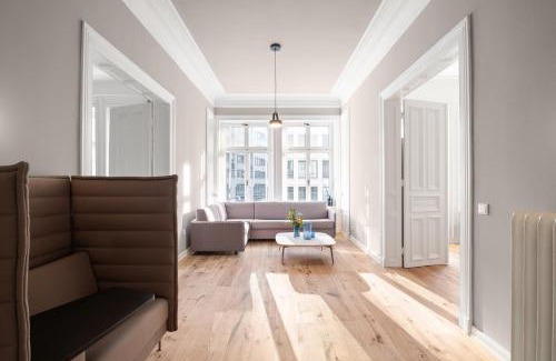 Neustadt Apartment | Park Lane Central Apartments