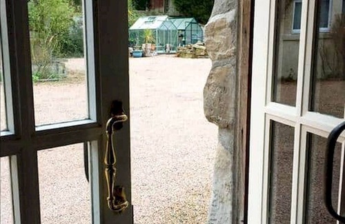 Boarhills Cottage | Park Mill Cottages | The Granary