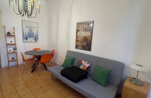 Giambellino Apartment | Park on the canals