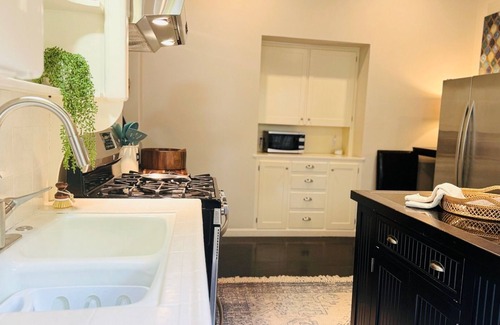 Upper East House | Park Place - Downtown Santa Barbara