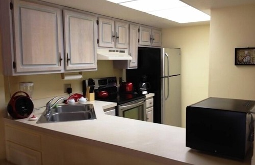 Park Shore Condo | Park Shore Resort: awesome View, Prime Location, Tennis, Pickleball, Beach.nn