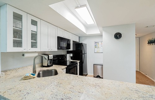 Park Shore Condo | Park Shore Resort-newly renovated 2nd flr-master suite w/direct lanai access-incredible water views