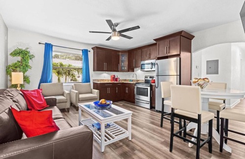 Madeira Beach Apartment | Park Shore Suites Madeira Beach