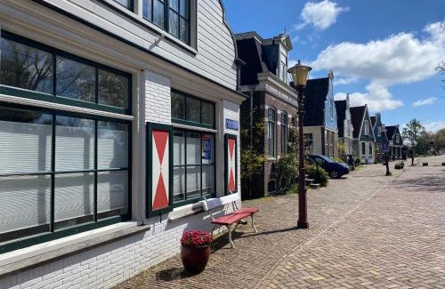 Amsterdam North Apartment | Park View Apartment