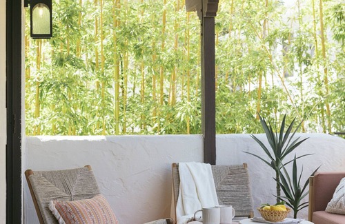 Historic Downtown Santa Barbara Villa | Park Villa Private Home Downtown - Steps to Cafés