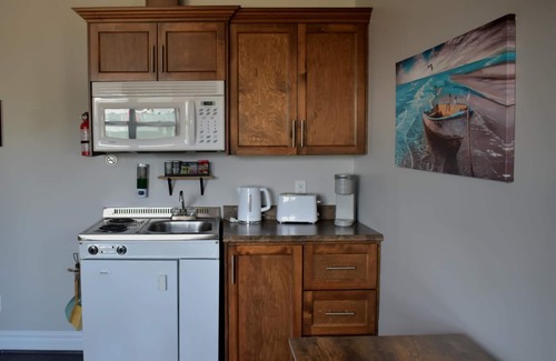 Triton Hotel | Parkers Blue Water Inn