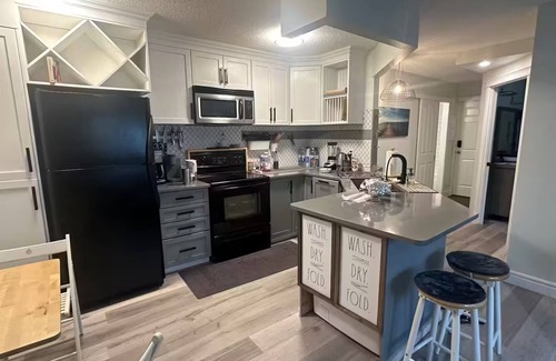 Parkhill-Stanley Park Condo | Parkhill, Calgary’s urban oasis!