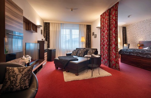 Novy Bor Hotel | Parkhotel Morris Nový Bor