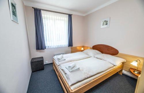 Holin Hotel | Parkhotel Skalní město