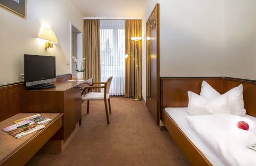 Stadtallendorf Hotel | Parkhotel Stadtallendorf