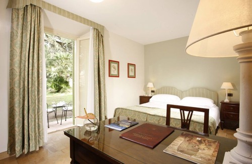 Grottaferrata Hotel | Parkhotel Villa Grazioli