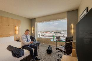 Melbourne Airport Hotel | PARKROYAL Melbourne Airport