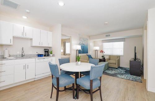 Richardson Apartment | Parks Residential-Richardson