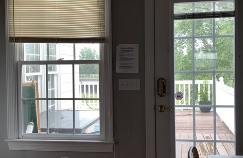 Parkton Apartment | Parkton Place 2-bedroom ApartmentnPrivate entrance & Private Bathroom