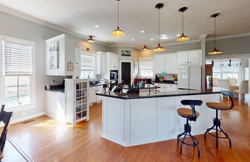 Parkton House | Parkton Place, “where you are kind of a big deal!”