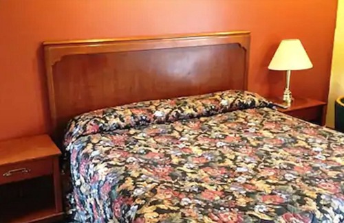 Argyle Hotel | Parkway Motel