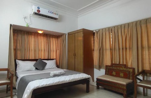 Gandhinagar Apartment | ParKwooD hospitality service gandhinagar