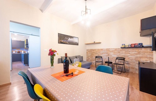 San Leonardo Apartment | Parma Station Apartment