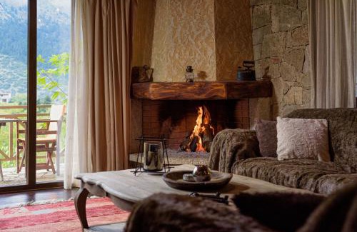 Eptalofos Ski Chalet | Parnassus Dreamwood Chalet