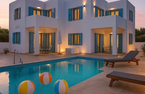 Aliki Apartment | Paros Dream Haven - Venus's Seaside Bliss