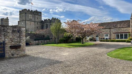 Bedale House | Parr Cottage at Snape Castle Mews
