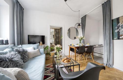 Muranow Apartment | Parrot Dream