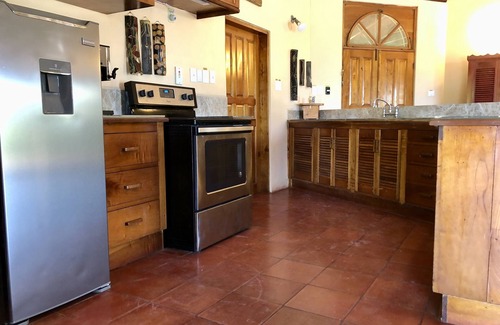 Parlatuvier House | Parrot Estate Villa Near Englishman's Bay