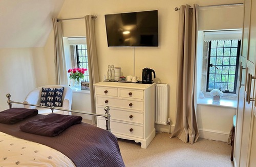 Badminton Bed & Breakfast | Parsonage House