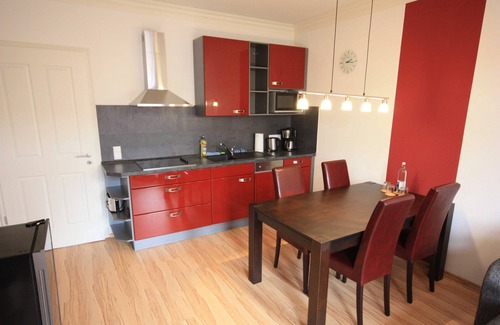 Neuschonefeld Apartment | Parthe - Romantic Apartments in Leipzig, *2km to the city center*