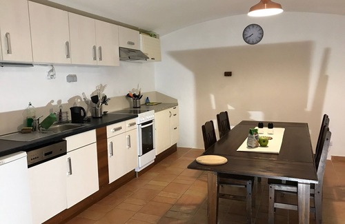 Vrsovice Apartment | Party bunker apartment