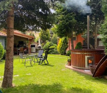 Pelhrimov House | Party/Wellness House Pool/Hot tub/Sauna