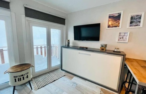 Meritxell Apartment | PaS dE Casa:vistas-piedepista-wiffi-netflix)