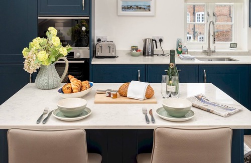 Amersham Apartment | Pass the Keys | Converted Hop House Apt - Old Amersham - Chilterns